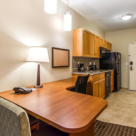 Mainstay Suites Stanley الغرفة الصورة
