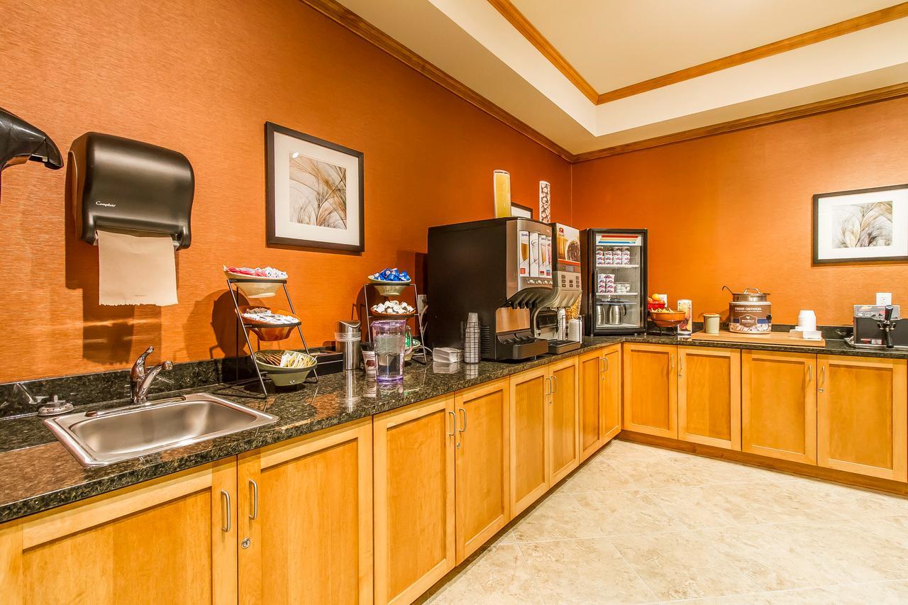 Mainstay Suites Stanley المظهر الخارجي الصورة