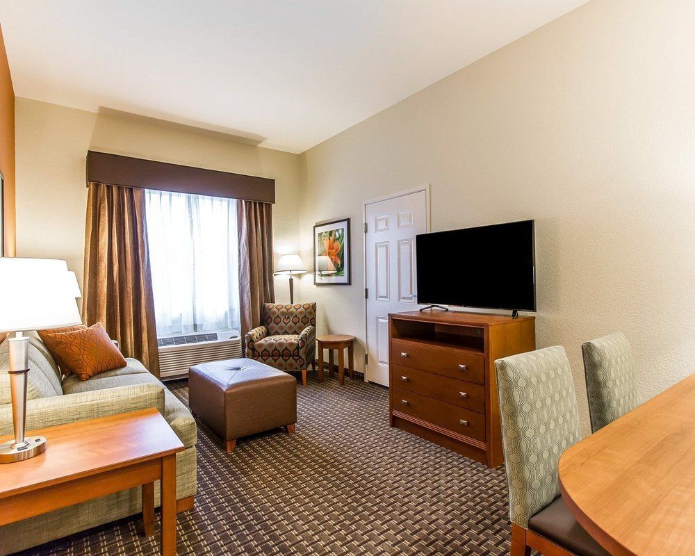Mainstay Suites Stanley المظهر الخارجي الصورة