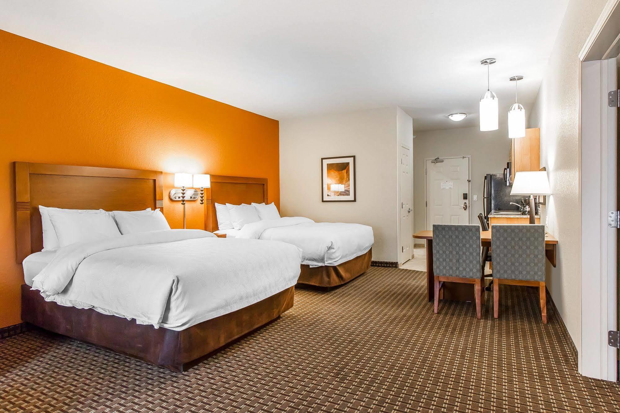 Mainstay Suites Stanley المظهر الخارجي الصورة