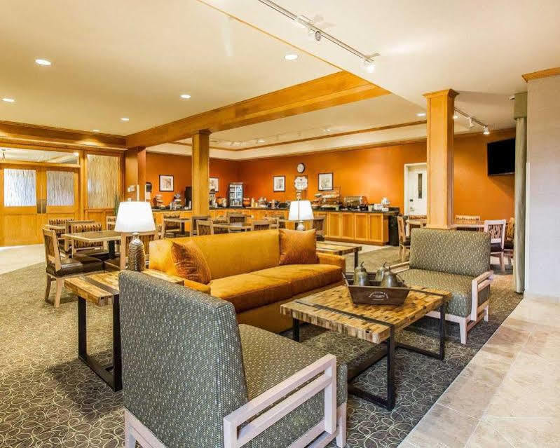 Mainstay Suites Stanley المظهر الخارجي الصورة