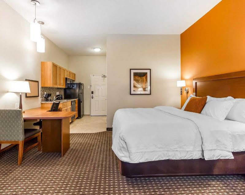 Mainstay Suites Stanley المظهر الخارجي الصورة