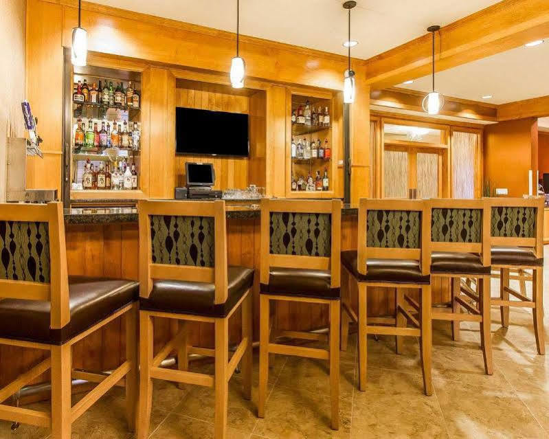 Mainstay Suites Stanley المظهر الخارجي الصورة